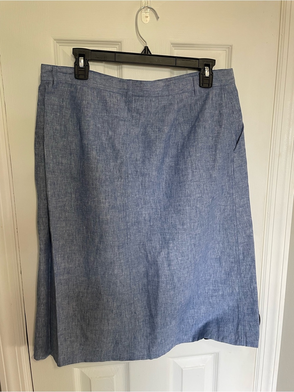 Liz Claiborne Light Blue Chambray Midi Skirt - Picture 2 of 8